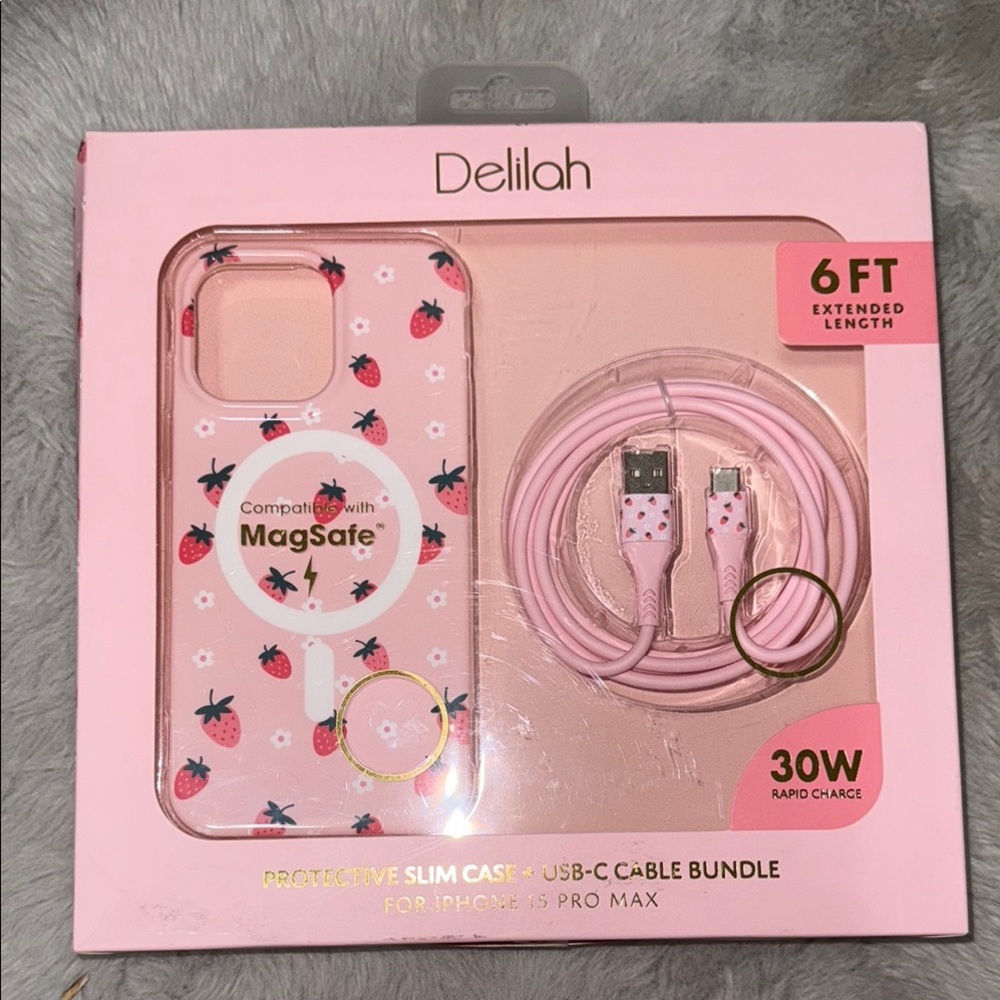 Elila Pink Floral Phone Case and Charging Cable Set